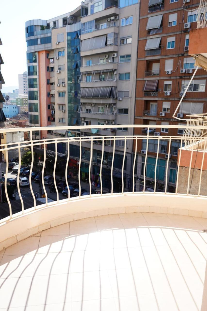 Apartamento New Bazaar Bliss Tirana Exterior foto